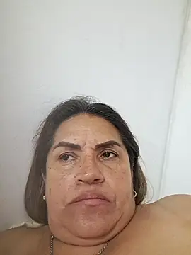 Milena Foox online show from November 2025 04:06:01 PM