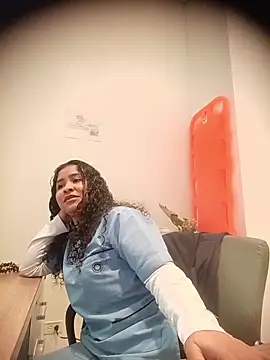 Snapshot of Paula6Colombia chatting on November 2025 03:55:01 PM Paula6Colombia online show from November 2025 03:55:01 PM