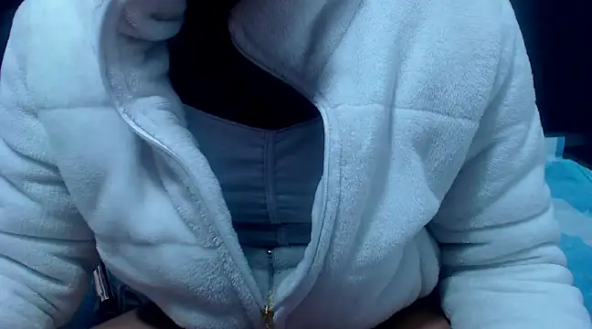 Snapshot of XxxReinaSexyBodyxxX777 chatting on March 2025 04:13:02 PM XxxReinaSexyBodyxxX777 online show from March 2025 04:13:02 PM