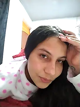 esmeralda jadees online show from December 2025 09:40:01 AM