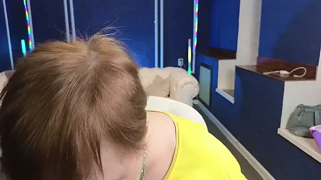 Kira Kenet online show from March 2025 09:04:01 PM