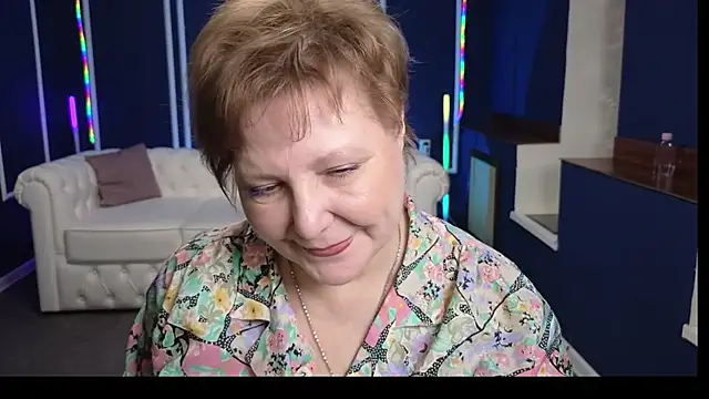 Kira Kenet online show from March 2025 05:49:02 PM