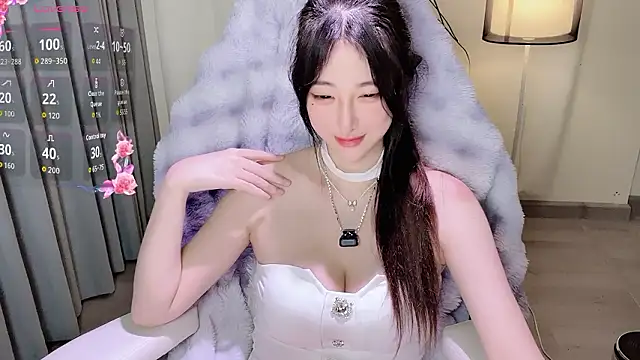 Snapshot of Audrey-12 chatting on January 2026 07:11:01 PM Audrey-12 online show from January 2026 07:11:01 PM