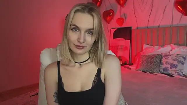  Vikky Moon  online show from March 2026 01:01:02 AM