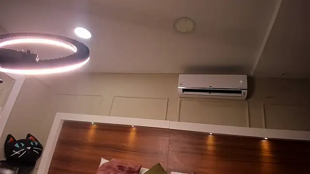 AriadnaHarper online show from April 2026 11:19:01 AM