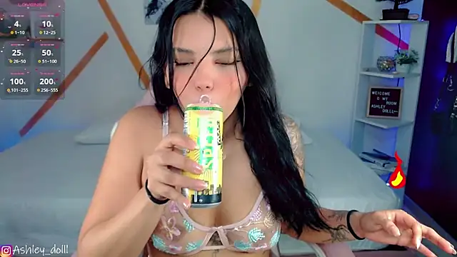 Snapshot of Ashley_dolll chatting on March 2025 09:10:02 PM Ashley dolll online show from March 2025 09:10:02 PM