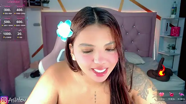 Snapshot of Ashley_dolll chatting on October 2025 09:04:01 PM Ashley dolll online show from October 2025 09:04:01 PM