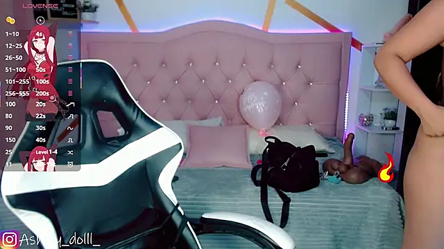 Snapshot of Ashley_dolll chatting on November 2025 09:04:01 PM Ashley dolll online show from November 2025 09:04:01 PM