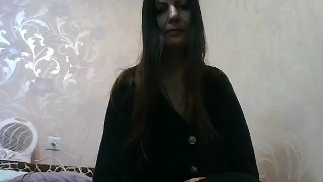 AliseWats online show from October 2025 02:56:02 PM