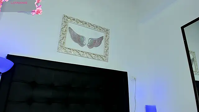 Lola Blondie online show from October 2025 12:23:02 PM