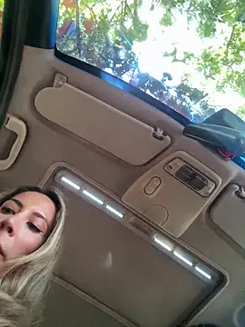 CarinaRose online show from November 2025 04:05:01 PM