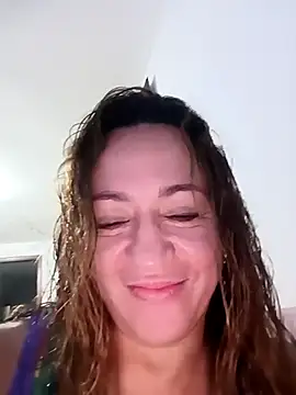 weet Evans    online show from December 2025 12:42:01 AM