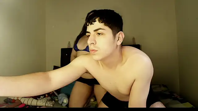 Kymberlyandlucas2 online show from November 2025 01:22:01 PM