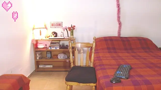 Snapshot of cute_femboy420 chatting on June 2026 11:53:01 PM cute femboy420 online show from June 2026 11:53:01 PM