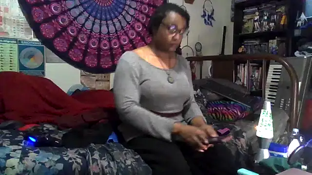 GardeniaFields online show from November 2025 06:52:01 AM