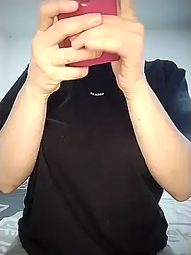 hotsexass online show from February 2026 12:05:02 AM