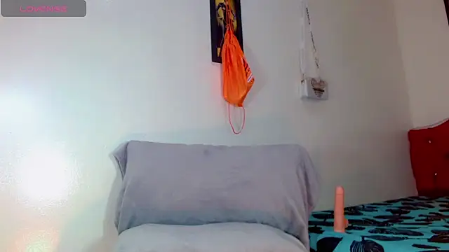 alexsandra kiss online show from February 2026 11:07:02 AM