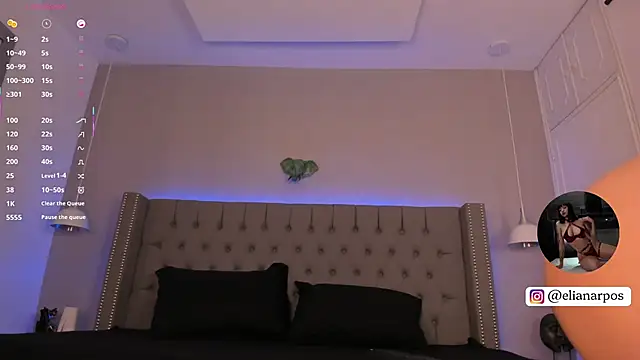 Emiliana Rios online show from October 2025 04:03:02 AM