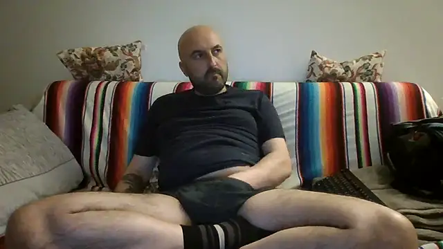 maxxxio12 online show from April 2026 07:58:01 PM