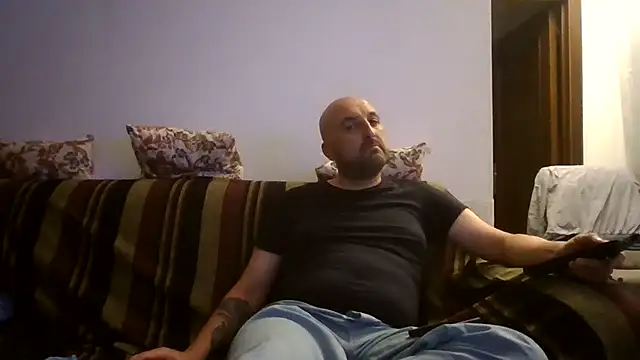 maxxxio12 online show from June 2026 07:41:02 PM