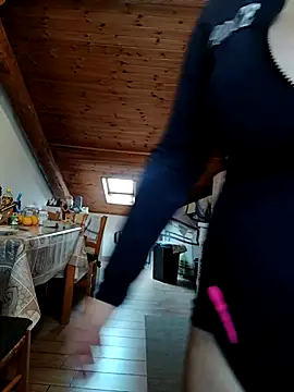 luciferelili online show from December 2025 01:42:01 PM