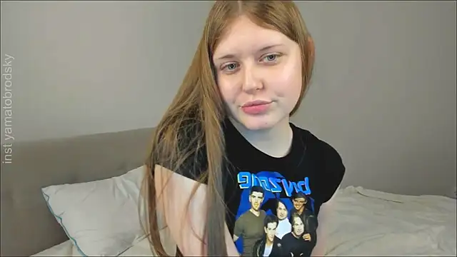 YamatoBrodsky online show from October 2025 09:16:02 PM