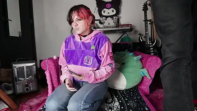 Devil And Princess online show from September 2025 03:41:02 AM