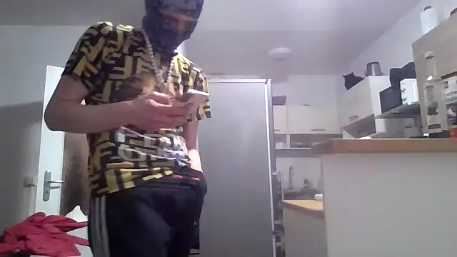 Snapshot of ThePython666 chatting on March 2025 12:25:02 AM ThePython666 online show from March 2025 12:25:02 AM