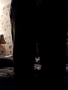 Snapshot of ThePython666 chatting on October 2025 12:00:02 AM ThePython666 online show from October 2025 12:00:02 AM