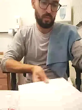 pdasgyn online show from April 2026 03:01:01 PM