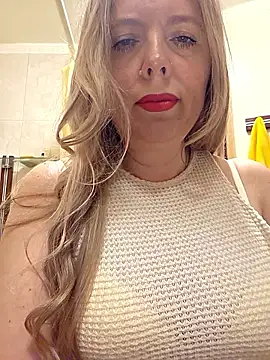Irina3718 online show from June 2026 10:30:01 AM
