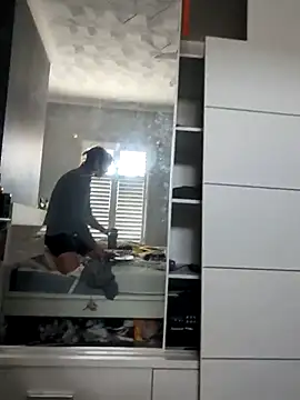 Nick-Ox online show from September 2025 03:03:02 PM