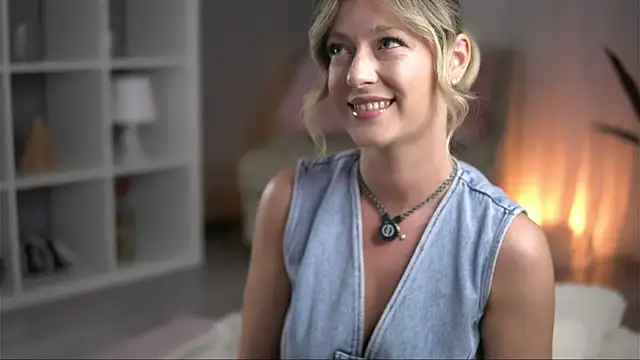 AnnastasiaMills online show from June 2026 09:49:02 PM