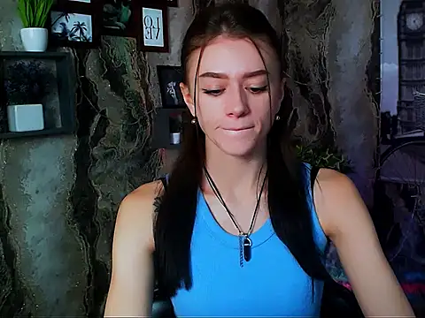 LanaTey online show from October 2025 12:13:02 PM