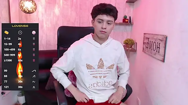 Snapshot of Sam_Daves chatting on March 2025 01:43:02 PM Sam Daves online show from March 2025 01:43:02 PM