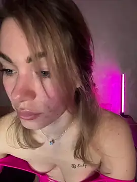 SweetDarling7 online show from March 2025 06:11:02 PM