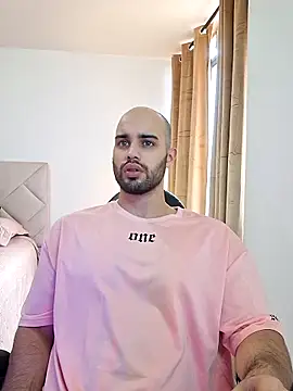 Snapshot of Chris_Alzate chatting on March 2025 09:16:02 PM Chris Alzate online show from March 2025 09:16:02 PM