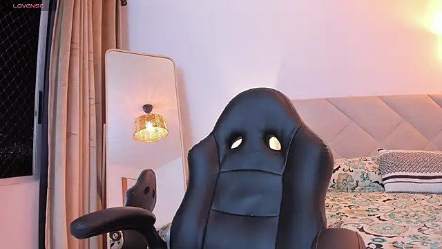 Snapshot of Chris_Alzate chatting on September 2025 12:24:02 AM Chris Alzate online show from September 2025 12:24:02 AM