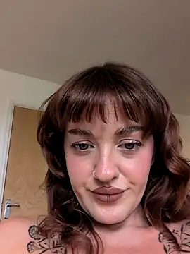 Petite Juicy Olive online show from August 2026 09:45:01 AM