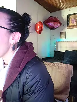 mia velvet1 online show from February 2026 02:37:02 PM