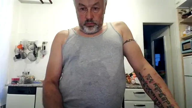 Berg Boy online show from September 2025 05:25:01 PM