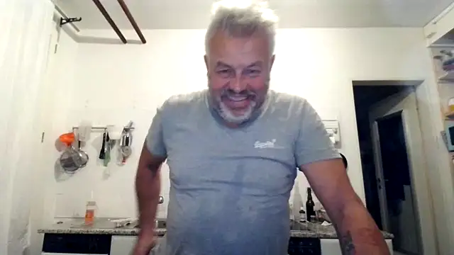 Berg Boy online show from September 2025 10:26:02 PM