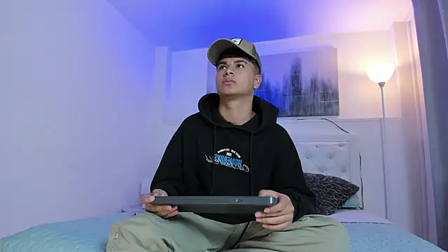 MathewAdams online show from March 2025 01:45:01 PM