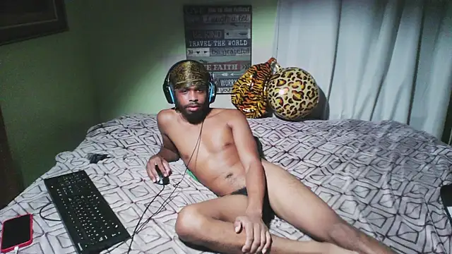 Snapshot of anthonyroth chatting on September 2025 01:33:02 AM anthonyroth online show from September 2025 01:33:02 AM