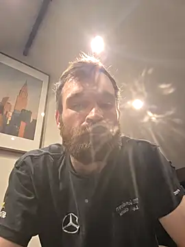 LKC94 online show from November 2025 10:52:01 PM