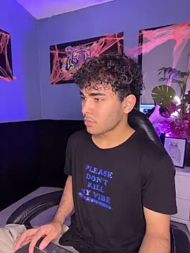 LucasCarterr  online show from October 2025 04:15:02 AM