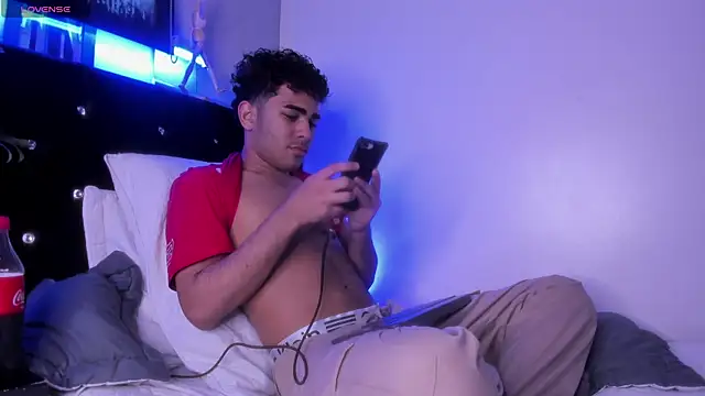 LucasCarterr  online show from November 2025 03:50:02 AM