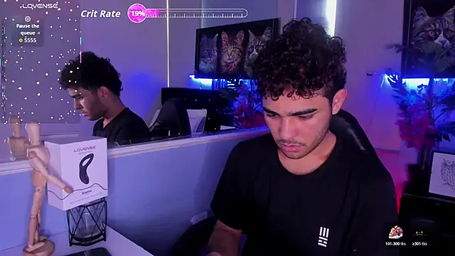 LucasCarterr  online show from November 2025 08:00:01 PM