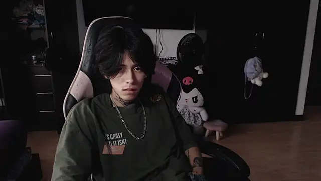 xIce Boy online show from December 2025 10:05:02 PM