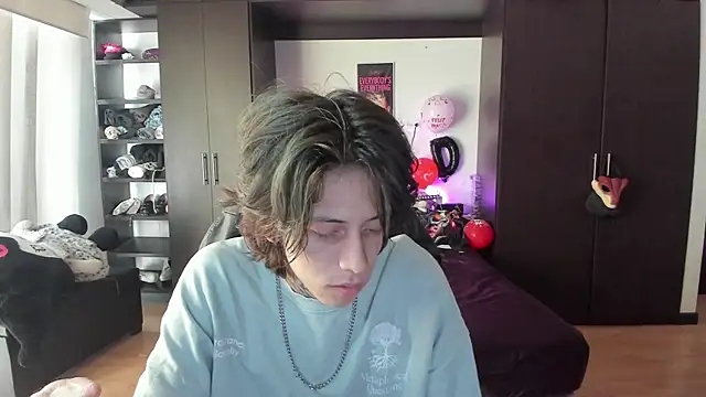 xIce Boy online show from January 2026 12:43:01 PM